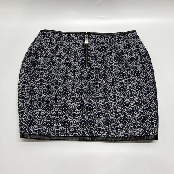 Express Y2K Jacquard Mini Skirt Size 6 Blue Geometric Faux Leather Trim Academia - Picture 4 of 13